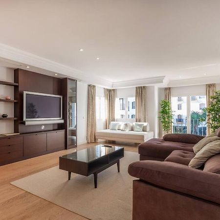 Bright Elegant 3Bdr Apartment In Puerto Banus Marbella Exterior foto