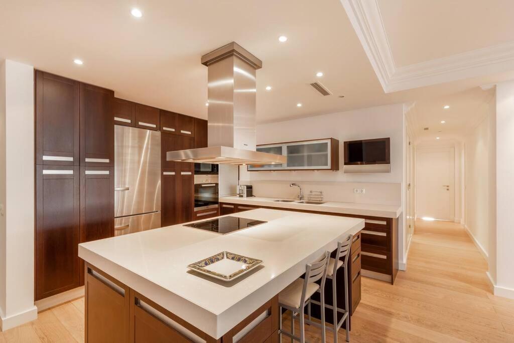 Bright Elegant 3Bdr Apartment In Puerto Banus Marbella Exterior foto